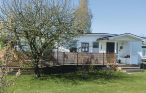 3 Bedroom Cozy Home In Köpingsvik